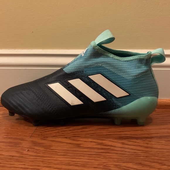 laceless cleats adidas